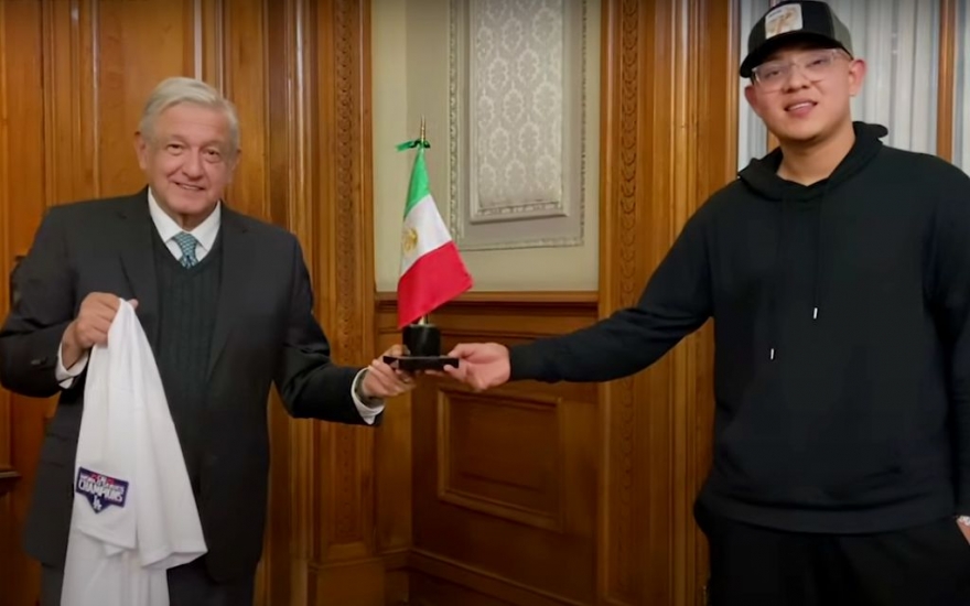 AMLO con Julio Urías