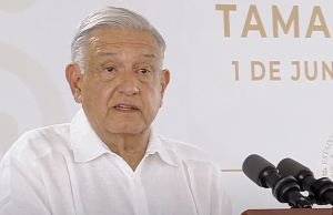 AMLO reclama que hubo manipulación en su declaración sobre pactar paz con el narco: “son unos canallas”, le dice a la prensa