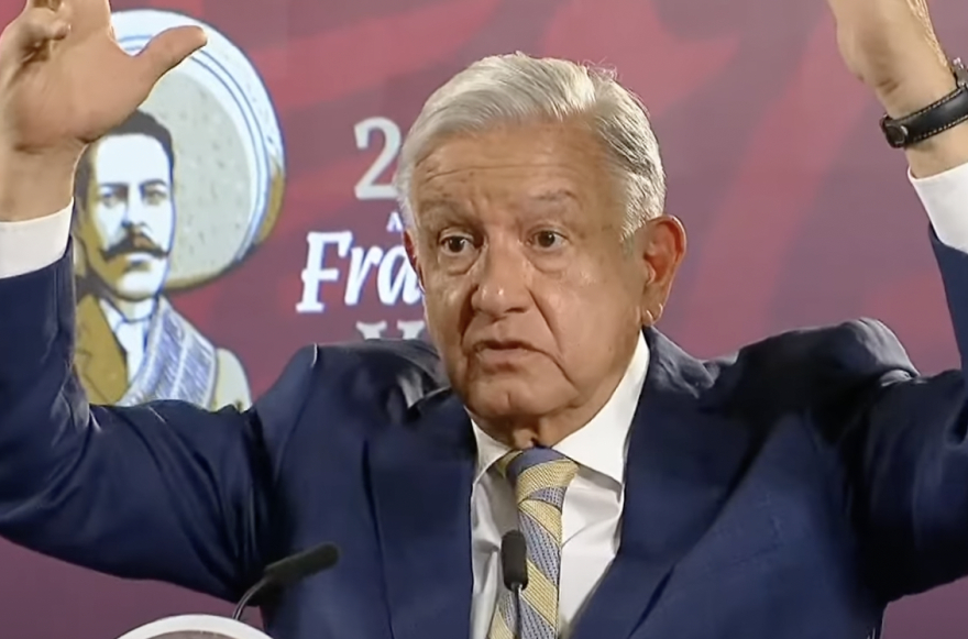 AMLO arremete contra Xóchitl Gálvez: “que se vaya a hacer campaña con los fifis”