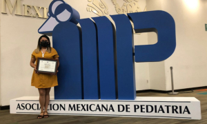 Otorgan premio “Dr Lázaro Benavides Vázquez” a egresada de la Licenciatura en Nutrición Clínica de la BUAP
