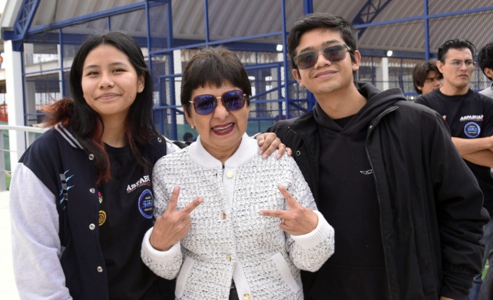 Inaugura Lilia Cedillo el torneo de robótica “Guerra de Dioses 2025”