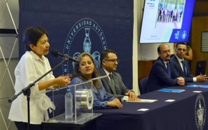 Realiza su 3er informe de labores director de la Facultad de Ciencias Químicas