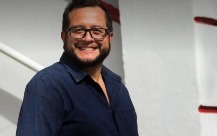 José Ramón López Beltrán acusa a Proceso de calumnia contra él y su esposa