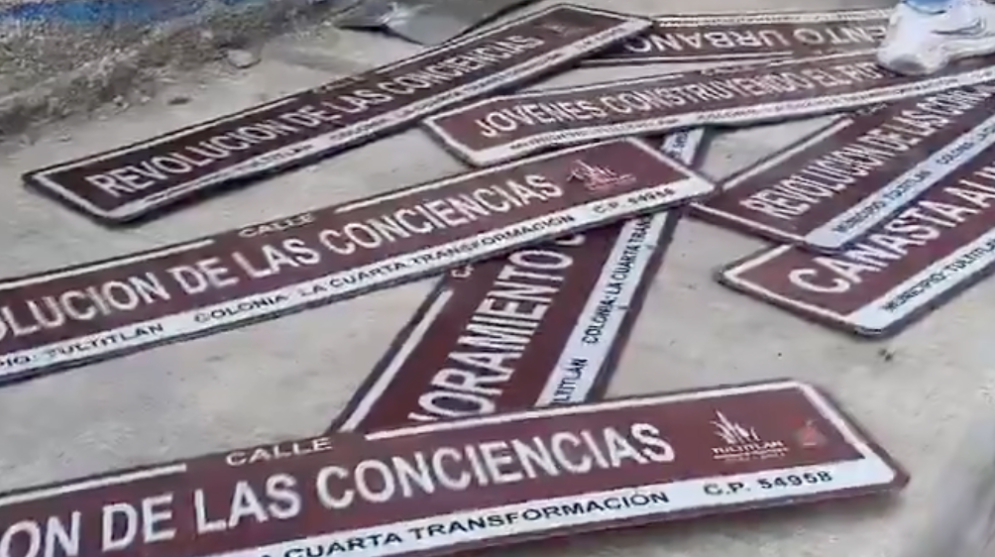 Vecinos obligados a aceptar el cambio de nombres en sus calles por frases de AMLO se organizan para tumbar el nombre de la Colonia 4T