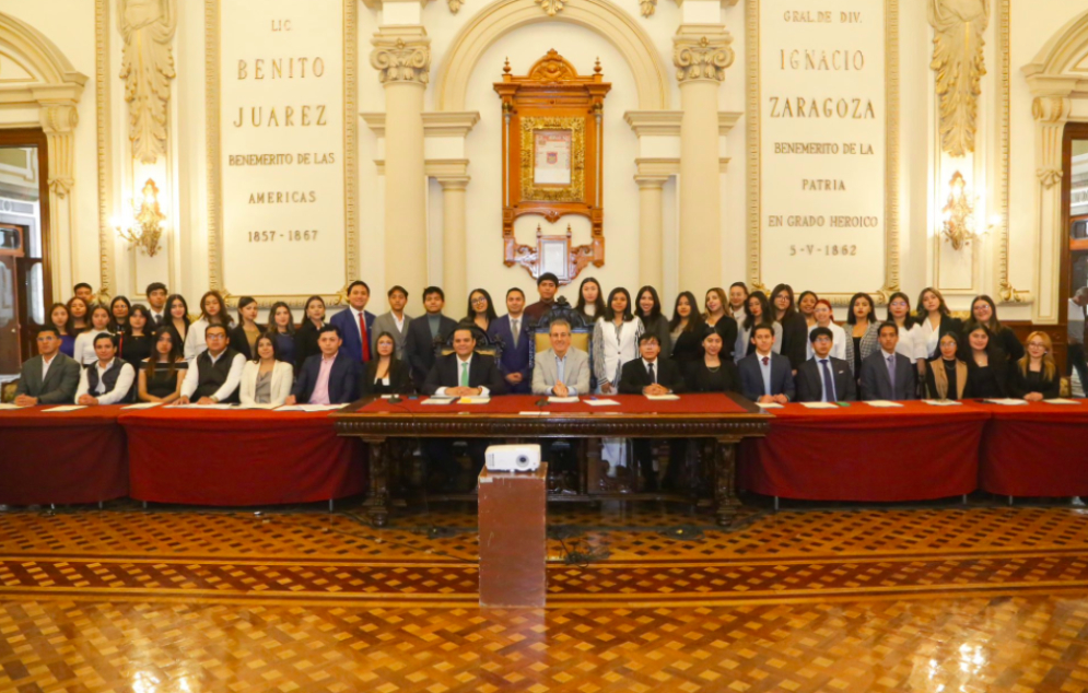 Pepe Chedraui celebro el primer &quot;Cabildo Universitario&quot;