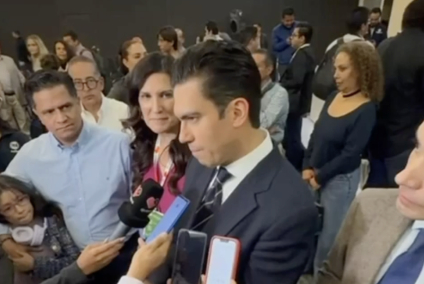 Jorge Romero destapa a Kenia López Rabadán como presidenciable