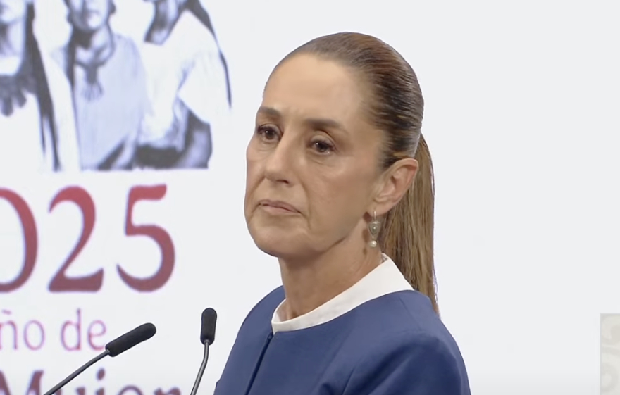 Sheinbaum acusa al medio ABC de ser de derecha por exhibir a Beatriz Gutiérrez Müller al buscar vivir en Madrid