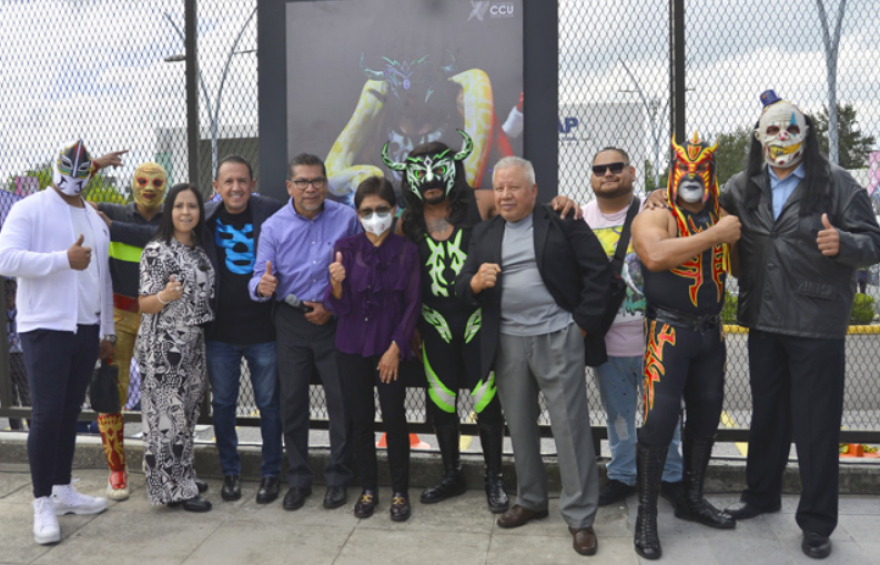 Inauguran la exposición fotográfica “Lucha libre, adrenalina, cultura y emoción”