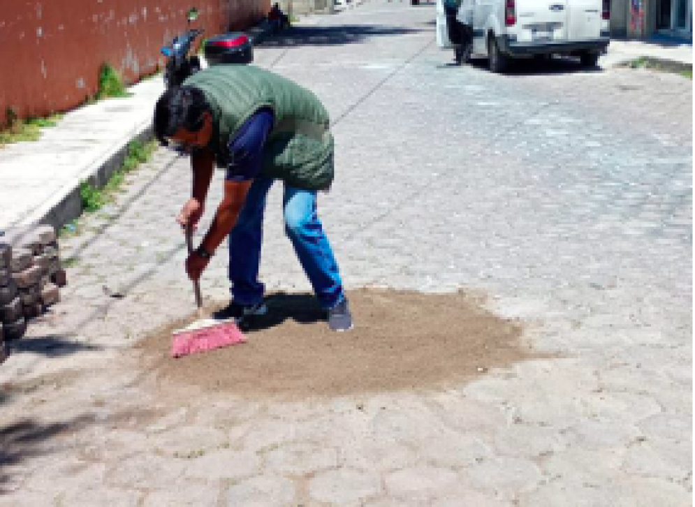 CAPAMH realiza acciones de mantenimiento en San José Xicohténcatl y en Avenida Hidalgo