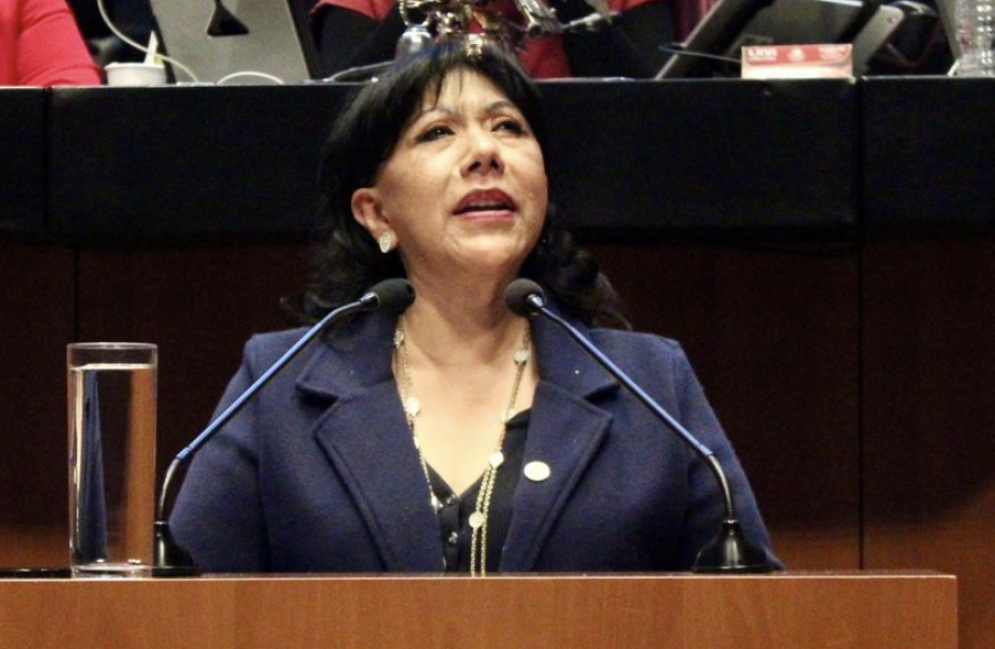 Anabell Ávalos busca reformar la ley para beneficiar a trabajadores con derechos laborales unificados