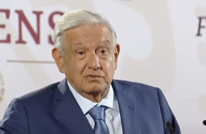 AMLO afirma que a finales de septiembre instalará el mejor sistema de salud del mundo: “para causar polémica y sarpullido a nuestros adversarios”, dice