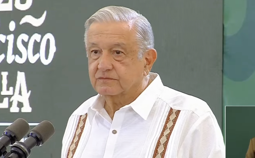 AMLO respalda gobierno de Evelyn Salgado: “Se rayaron en Guerrero con la gobernadora”