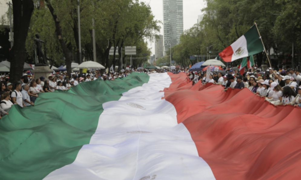 Trabajadores del PJF piden a los 43 senadores de oposición frenar la Reforma Judicial morenista: “no es por el PJ, es por todo México”