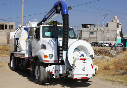 CAPAMH refuerza el mantenimiento de la red de agua con unidad vactor