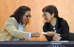 Directora de la Facultad de Arquitectura realiza su cuarto Informe de Labores