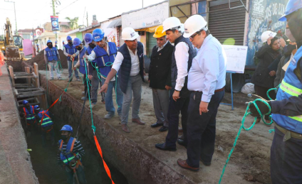 Amplian 2km de drenaje en Xochimehuacan y Aparicio