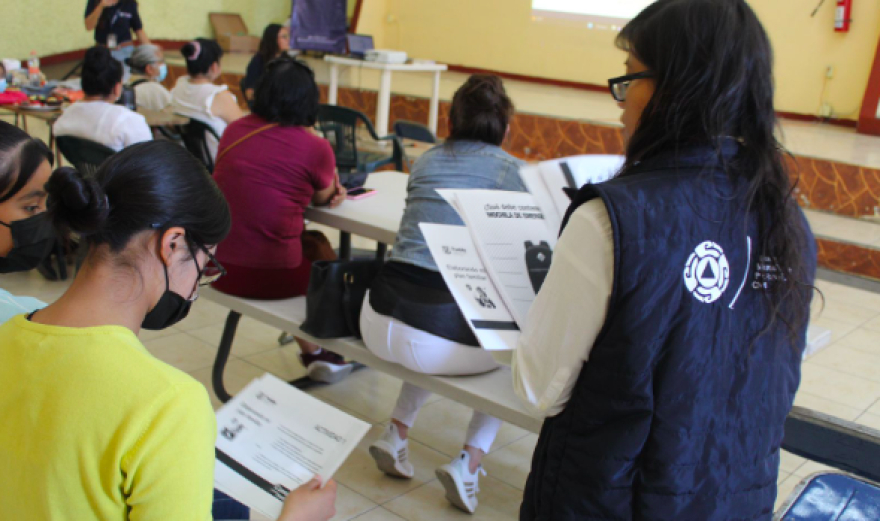 Capacitan a mujeres en gestión integral de riesgos y protección civil