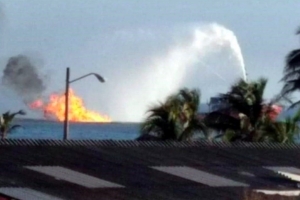 Pemex registra explosión de un ducto frente a Dos Bocas