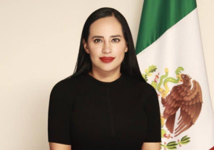 Sandra Cuevas anuncia que pedirá licencia para buscar encabezar el Frente Amplio por la CDMX
