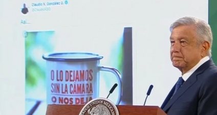 AMLO pide que todos actuemos con imparcialidad porque Claudio X. González está difundiendo propaganda electoral