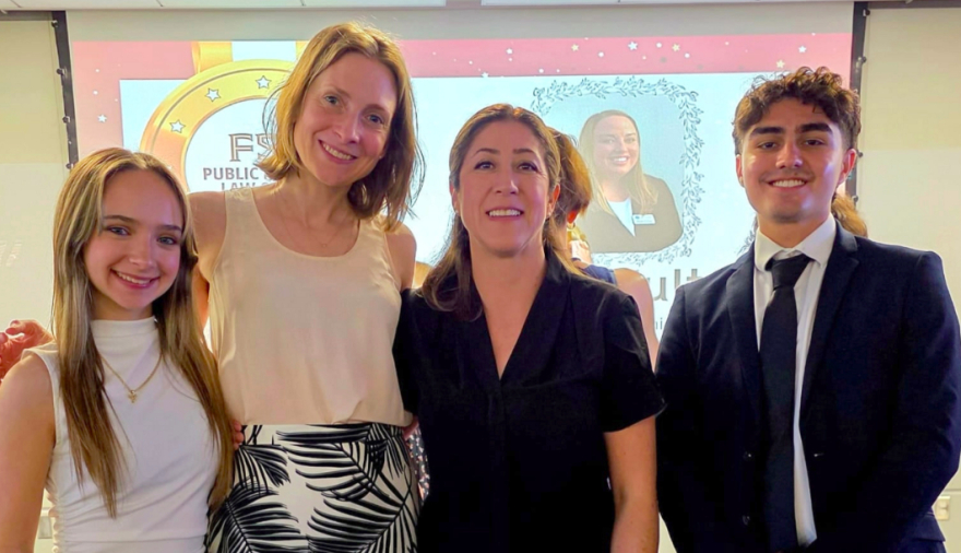 Egresada BUAP impulsa el derecho al uso del español en EEUU