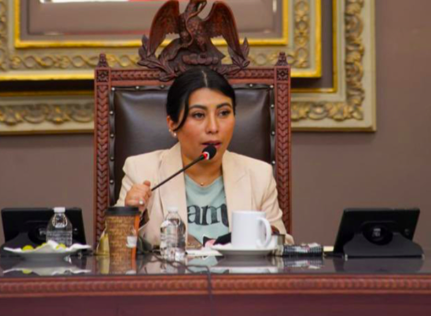 Presenta Nora Escamilla iniciativa de paridad de género en Juntas Auxiliares