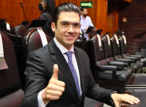 Jorge Romero califica como “capricho contaminante y costoso” la refinería Olmeca