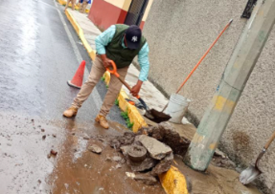 CAPAMH realiza trabajos de mantenimiento y reparación