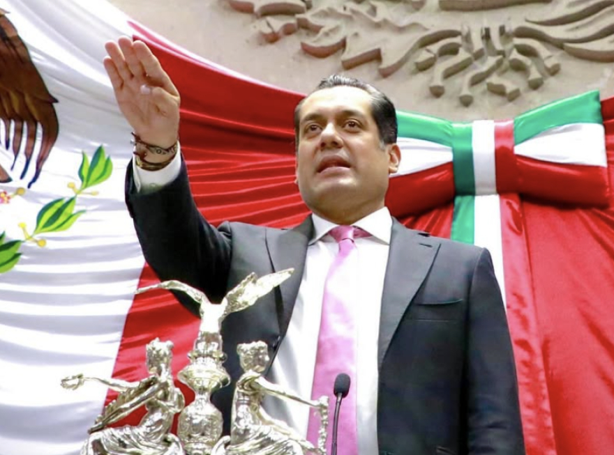 Gutiérrez Luna evade responder por lujos y joyas exhibidos en redes: “ya lo aclaré, es una campaña armada con mentiras”, dice