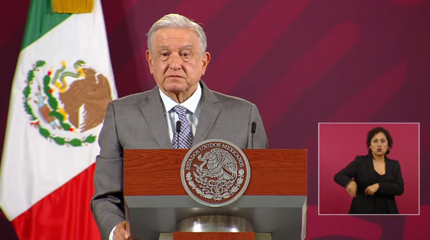 AMLO asegura que durante el neoliberalismo no surgieron nuevos intelectuales; se lanza vs Krauze y Camín