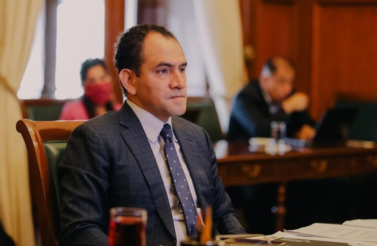 Los “guardaditos” se acabaron y 2021 será complicado: Arturo Herrera