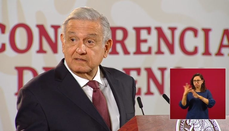 AMLO advierte que estará “fisgoneando” dinero a estados en 2021