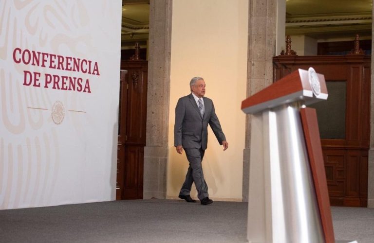 AMLO celebra la eliminación del fuero presidencial: “Es un hecho histórico”