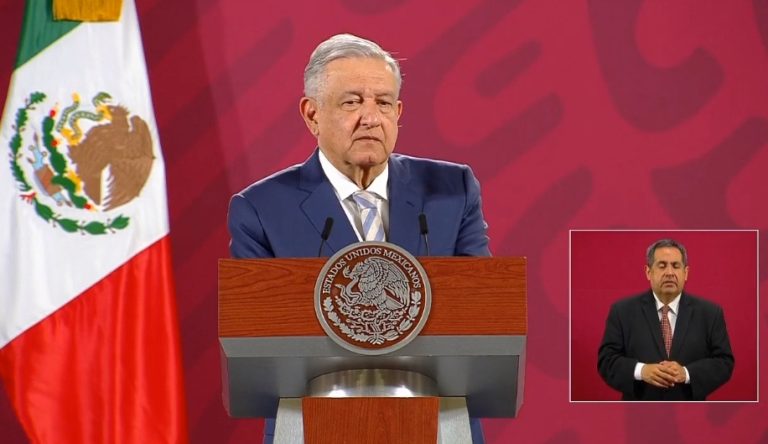 AMLO acusa que respuesta de ciudadanos a intelectuales no tuvo la misma difusión