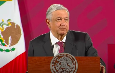 Asegura AMLO que fallecimientos por COVID-19 van a la baja