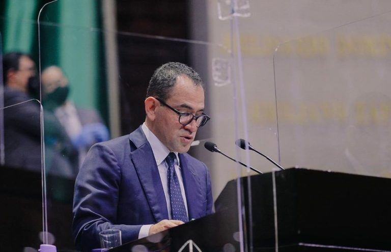 Extinción de fideicomisos agilizará entrega de recursos: Herrera