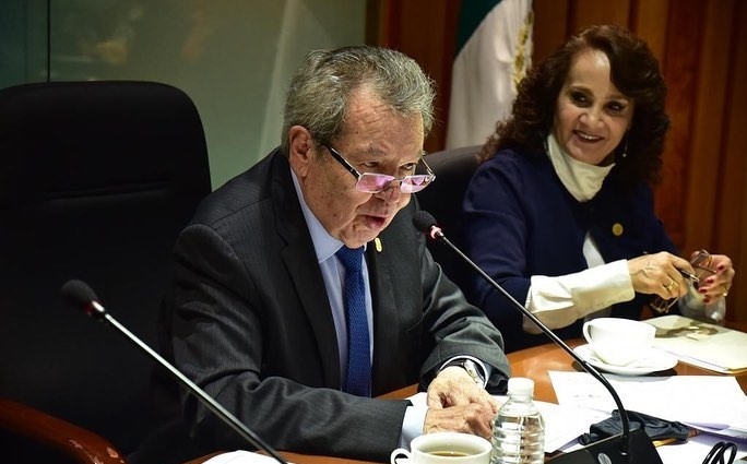 Asegura Muñoz Ledo que “va por el nocaut” contra Mario Delgado