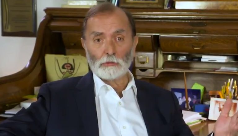 Acusa Epigmenio que en redes la oposición lo ataca en “manada”; pide apoyo de sus seguidores