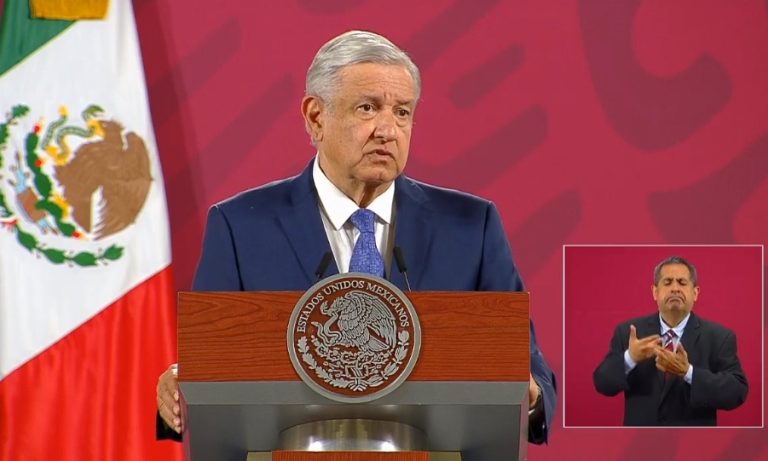 Penacho de Moctezuma es de México, se han apoderado por completo de él: AMLO