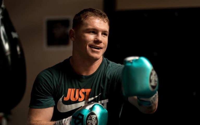 Canelo Álvarez paga tratamiento a niña que le pidió su ayuda