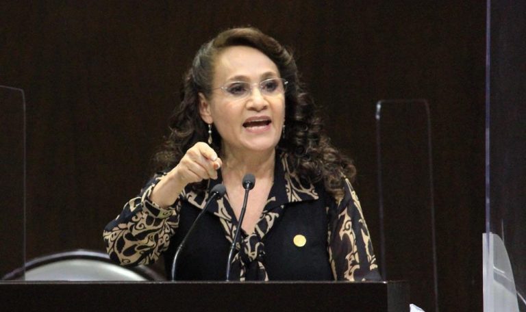 Acusa Padierna que administraciones pasadas ya comprometieron 80% de ingresos para 2021