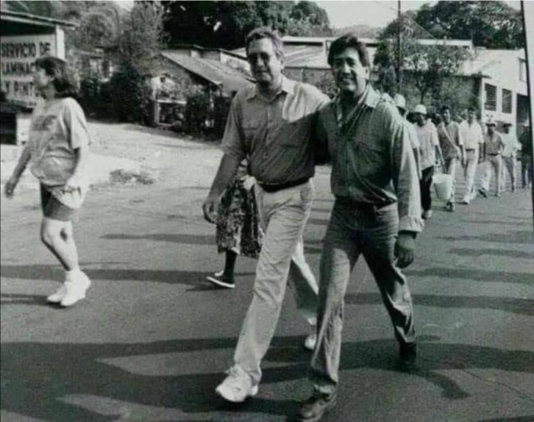 Félix Salgado felicita a AMLO: el presidente más valiente y honesto del país cumple años