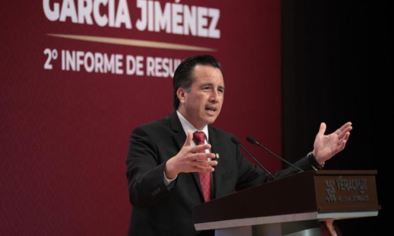 Lo siento, no sabemos robar: presume Cuitláhuac García en su segundo informe