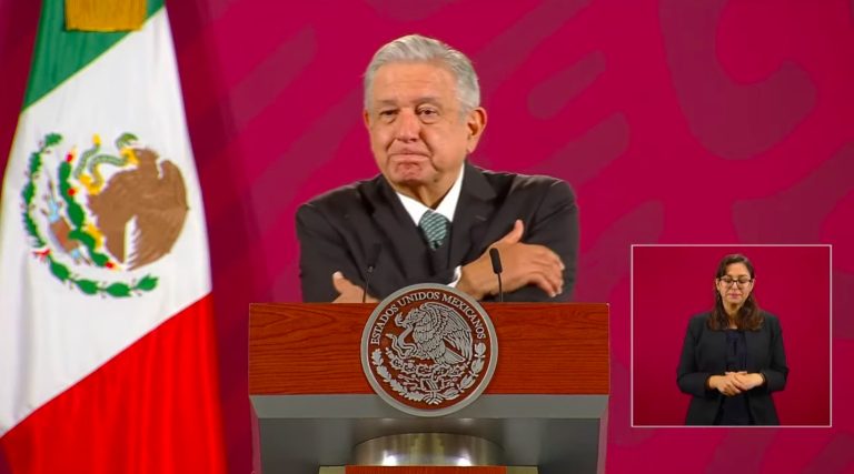 Agradece AMLO condolencias tras muerte de su hermana