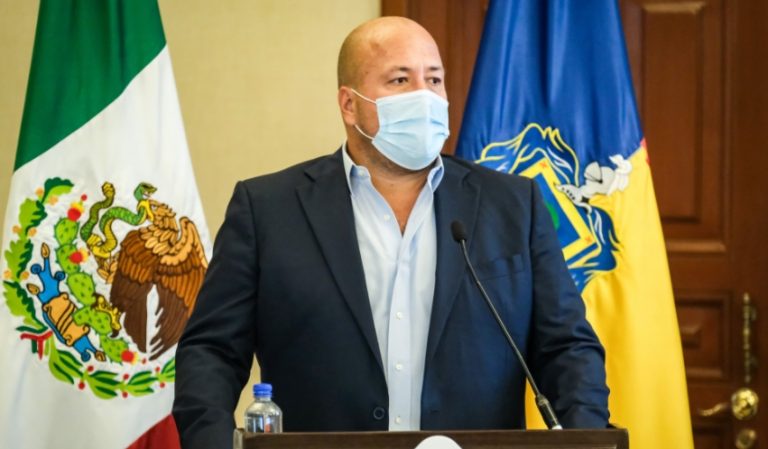 Considera Alfaro que el país vive un cambio tortuoso sin rumbo