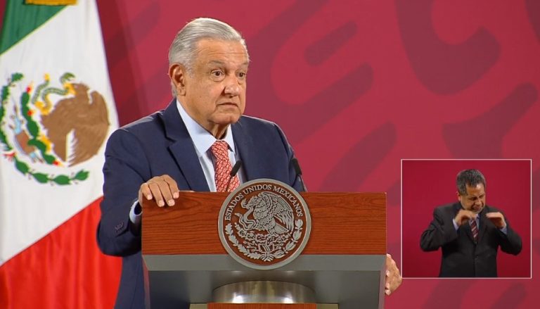 AMLO celebra que el PEF 2021 garantice becas, Tren Maya y refinería