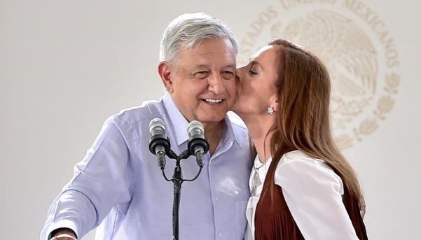 Beatriz Gutiérrez felicita a AMLO por su cumpleaños: que no falte el amor