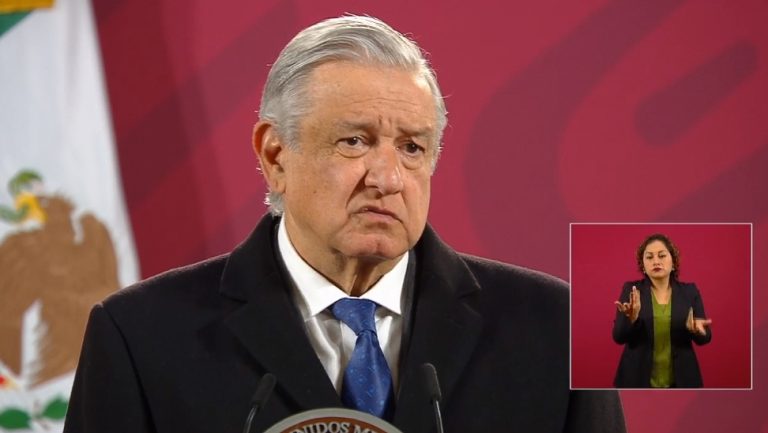 AMLO no suspenderá vuelos aún a Reino Unido ante emergencia por nueva cepa de coronavirus