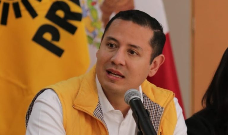 PRD denunciará a Morena por usar vacuna como propaganda electoral