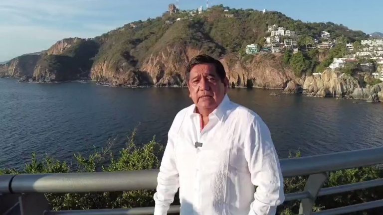 Félix Salgado anuncia que quedó registrado como precandidato; afirma ser la respuesta a Guerrero